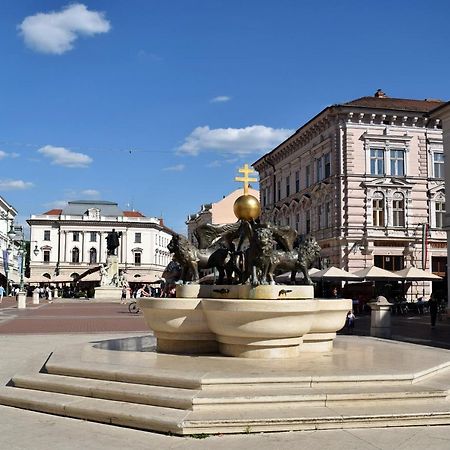 Szeged Suncity Apartman سيغيد المظهر الخارجي الصورة